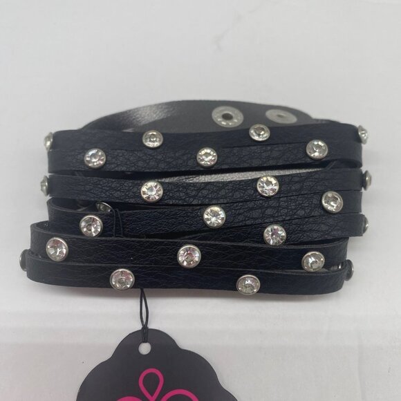 Paparazzi Jewelry Sass Square Black Bracelet Item 18 - Picture 2 of 5